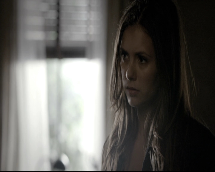 VampireDiariesWorld-dot-nl_6x06TheMoreYouIgnoreMeTheCloserIGet0441.jpg