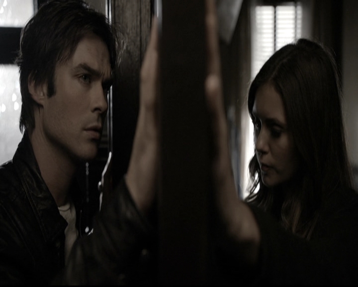 VampireDiariesWorld-dot-nl_6x06TheMoreYouIgnoreMeTheCloserIGet0471.jpg