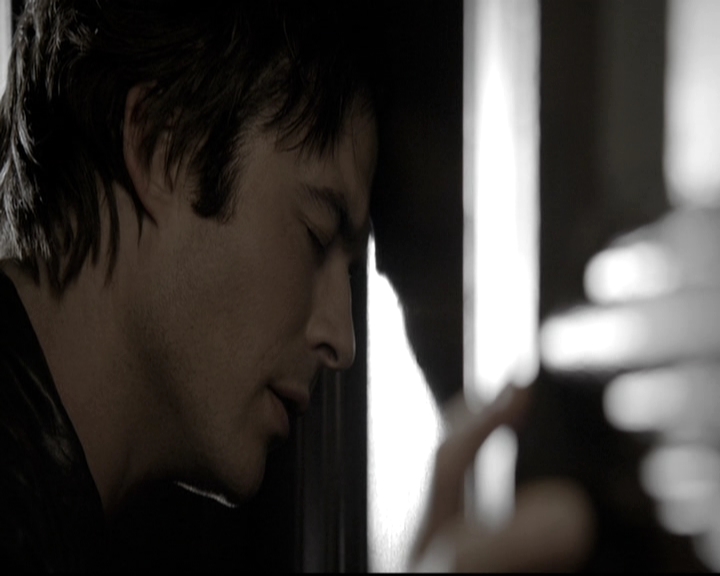 VampireDiariesWorld-dot-nl_6x06TheMoreYouIgnoreMeTheCloserIGet0491.jpg