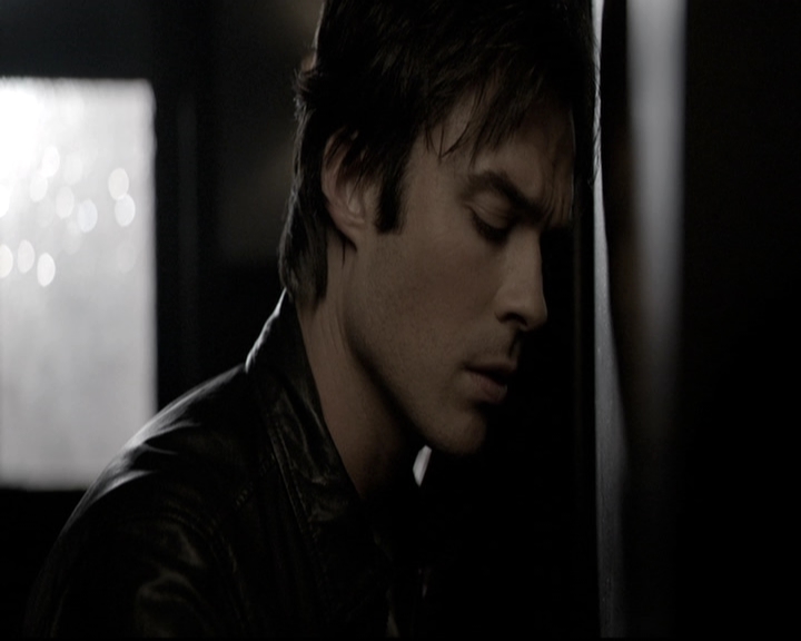 VampireDiariesWorld-dot-nl_6x06TheMoreYouIgnoreMeTheCloserIGet0494.jpg