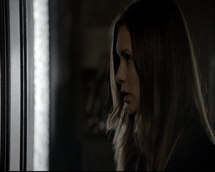 VampireDiariesWorld-dot-nl_6x06TheMoreYouIgnoreMeTheCloserIGet0517.jpg