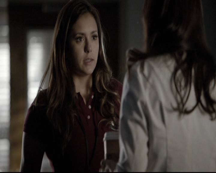 VampireDiariesWorld-dot-nl_6x06TheMoreYouIgnoreMeTheCloserIGet0613.jpg