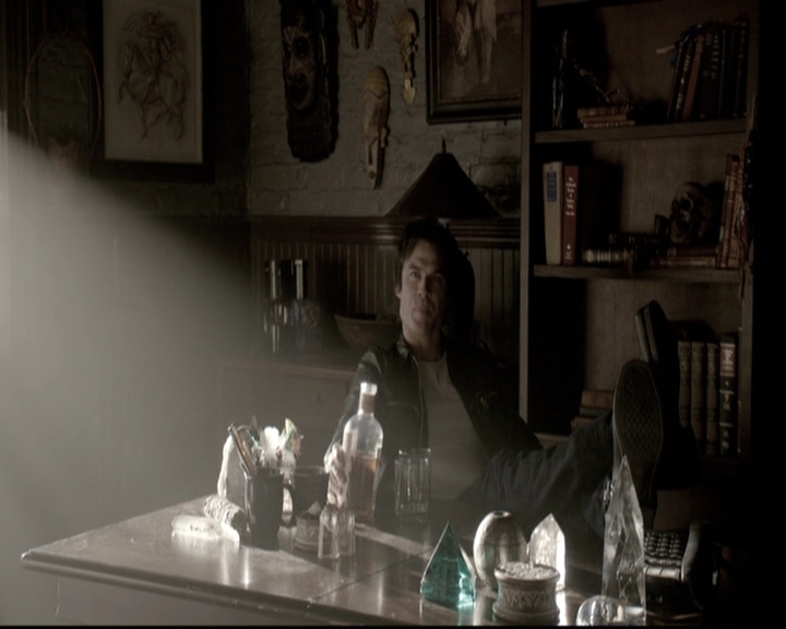 VampireDiariesWorld-dot-nl_6x06TheMoreYouIgnoreMeTheCloserIGet0690.jpg