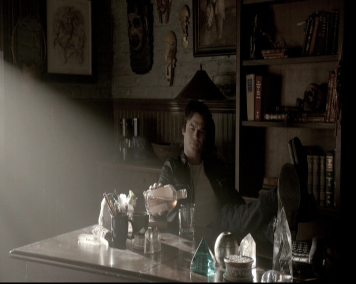 VampireDiariesWorld-dot-nl_6x06TheMoreYouIgnoreMeTheCloserIGet0691.jpg