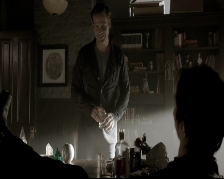 VampireDiariesWorld-dot-nl_6x06TheMoreYouIgnoreMeTheCloserIGet0699.jpg