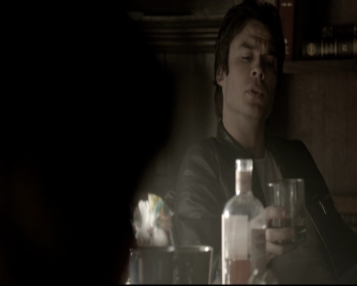 VampireDiariesWorld-dot-nl_6x06TheMoreYouIgnoreMeTheCloserIGet0723.jpg