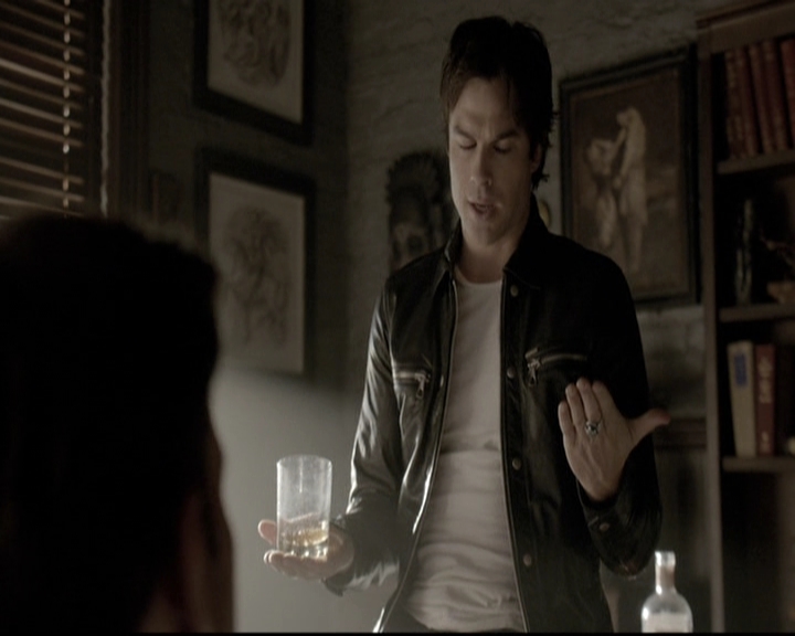 VampireDiariesWorld-dot-nl_6x06TheMoreYouIgnoreMeTheCloserIGet0763.jpg