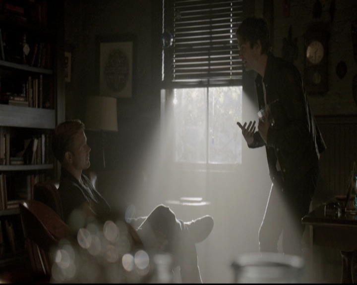 VampireDiariesWorld-dot-nl_6x06TheMoreYouIgnoreMeTheCloserIGet0784.jpg