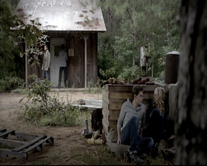 VampireDiariesWorld-dot-nl_6x06TheMoreYouIgnoreMeTheCloserIGet0856.jpg