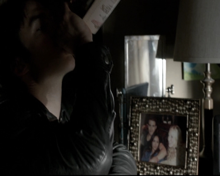 VampireDiariesWorld-dot-nl_6x06TheMoreYouIgnoreMeTheCloserIGet0944.jpg