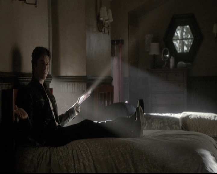 VampireDiariesWorld-dot-nl_6x06TheMoreYouIgnoreMeTheCloserIGet0980.jpg