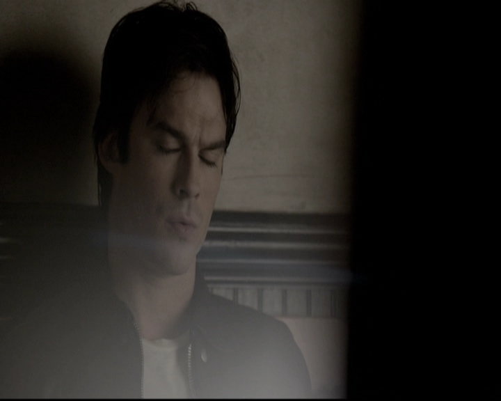 VampireDiariesWorld-dot-nl_6x06TheMoreYouIgnoreMeTheCloserIGet0987.jpg