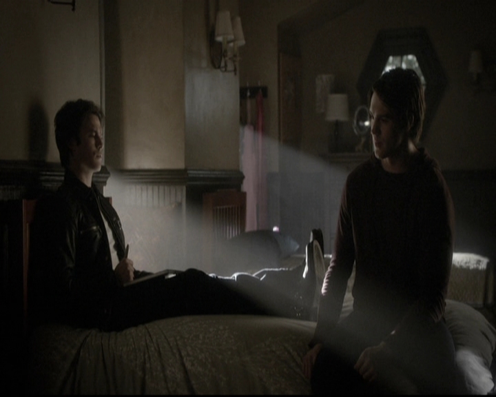 VampireDiariesWorld-dot-nl_6x06TheMoreYouIgnoreMeTheCloserIGet1005.jpg