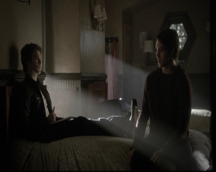 VampireDiariesWorld-dot-nl_6x06TheMoreYouIgnoreMeTheCloserIGet1010.jpg