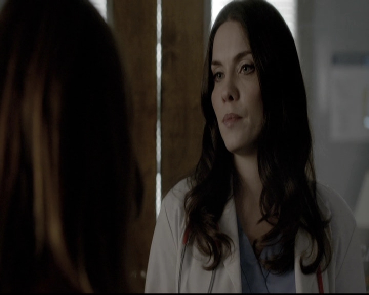 VampireDiariesWorld-dot-nl_6x06TheMoreYouIgnoreMeTheCloserIGet1080.jpg