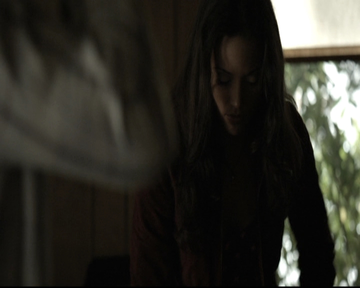 VampireDiariesWorld-dot-nl_6x06TheMoreYouIgnoreMeTheCloserIGet1131.jpg