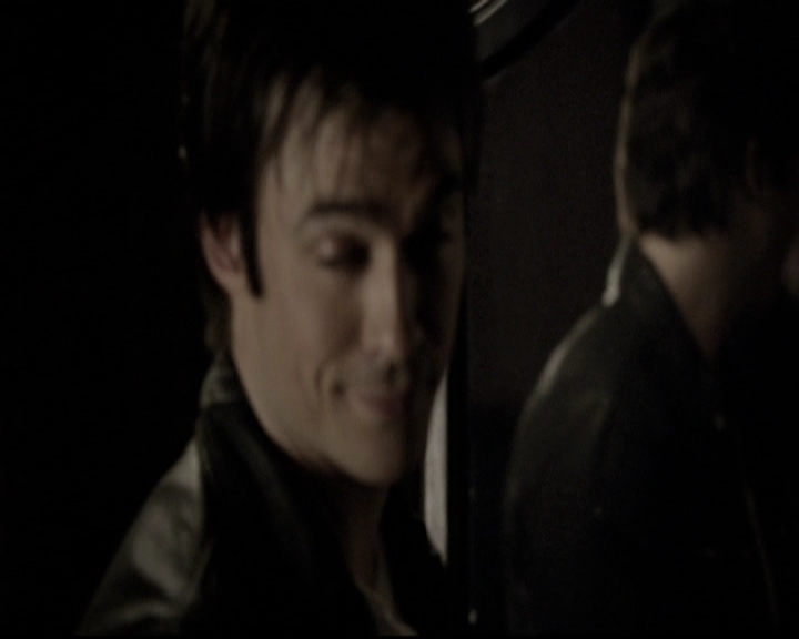 VampireDiariesWorld-dot-nl_6x06TheMoreYouIgnoreMeTheCloserIGet1288.jpg