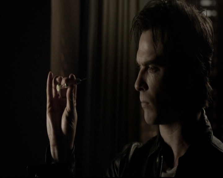 VampireDiariesWorld-dot-nl_6x06TheMoreYouIgnoreMeTheCloserIGet1295.jpg