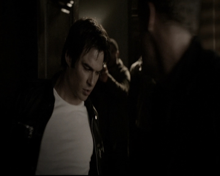 VampireDiariesWorld-dot-nl_6x06TheMoreYouIgnoreMeTheCloserIGet1306.jpg