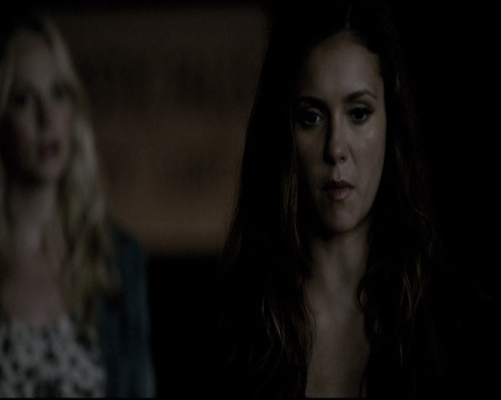 VampireDiariesWorld-dot-nl_6x06TheMoreYouIgnoreMeTheCloserIGet1467.jpg