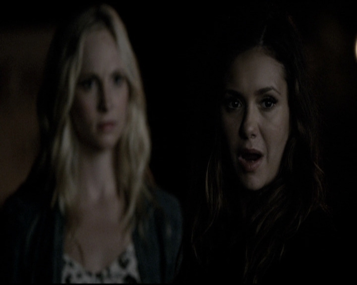 VampireDiariesWorld-dot-nl_6x06TheMoreYouIgnoreMeTheCloserIGet1494.jpg