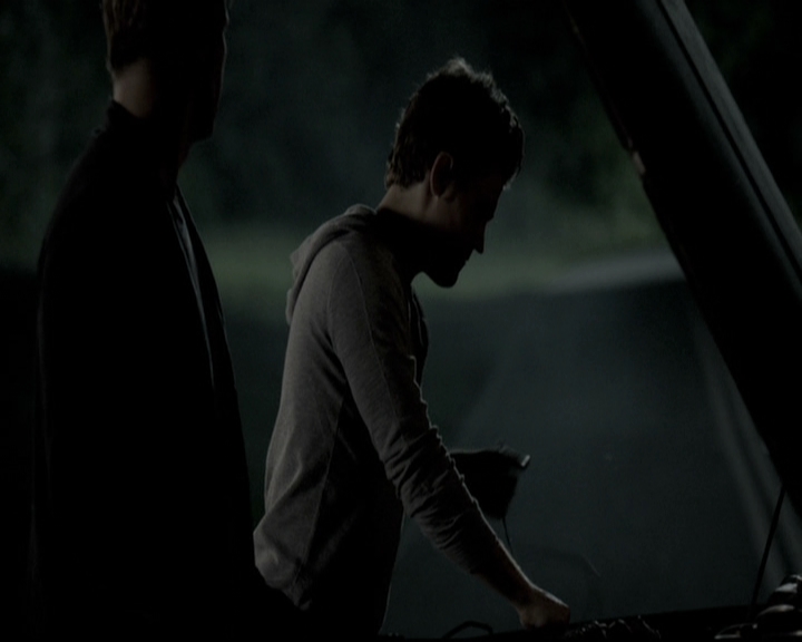 VampireDiariesWorld-dot-nl_6x06TheMoreYouIgnoreMeTheCloserIGet1511.jpg