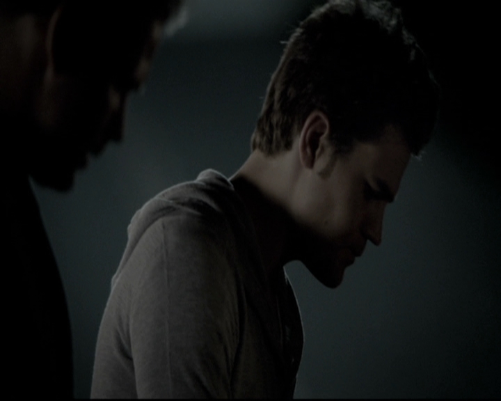 VampireDiariesWorld-dot-nl_6x06TheMoreYouIgnoreMeTheCloserIGet1529.jpg