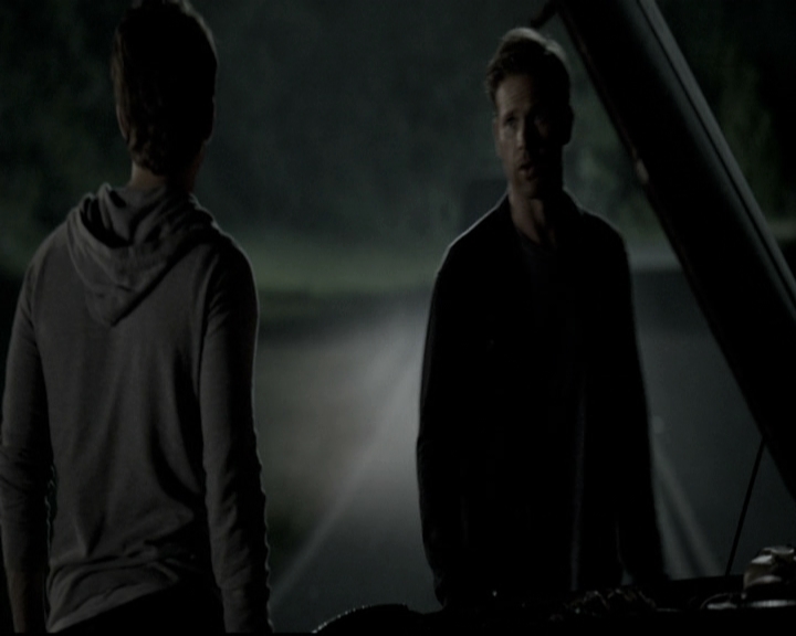 VampireDiariesWorld-dot-nl_6x06TheMoreYouIgnoreMeTheCloserIGet1582.jpg