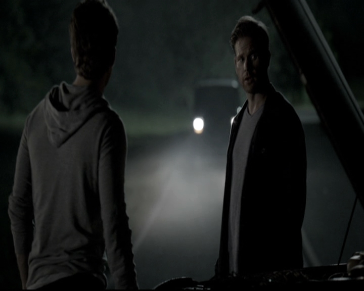 VampireDiariesWorld-dot-nl_6x06TheMoreYouIgnoreMeTheCloserIGet1583.jpg