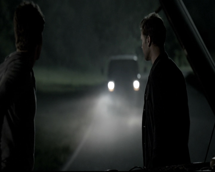 VampireDiariesWorld-dot-nl_6x06TheMoreYouIgnoreMeTheCloserIGet1584.jpg