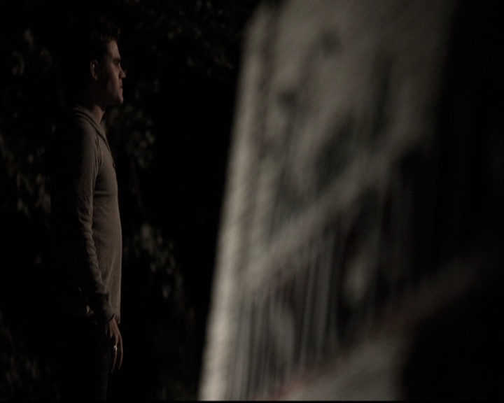 VampireDiariesWorld-dot-nl_6x06TheMoreYouIgnoreMeTheCloserIGet1662.jpg