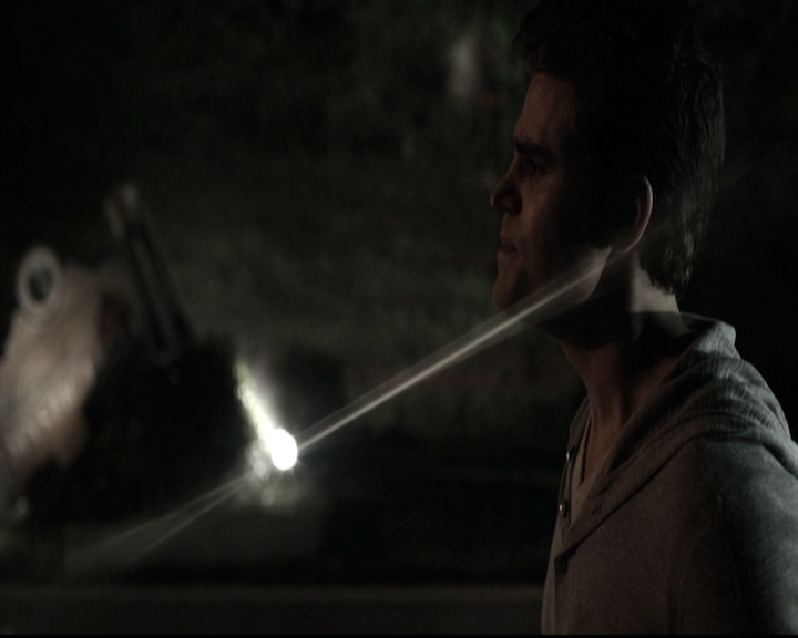 VampireDiariesWorld-dot-nl_6x06TheMoreYouIgnoreMeTheCloserIGet1670.jpg