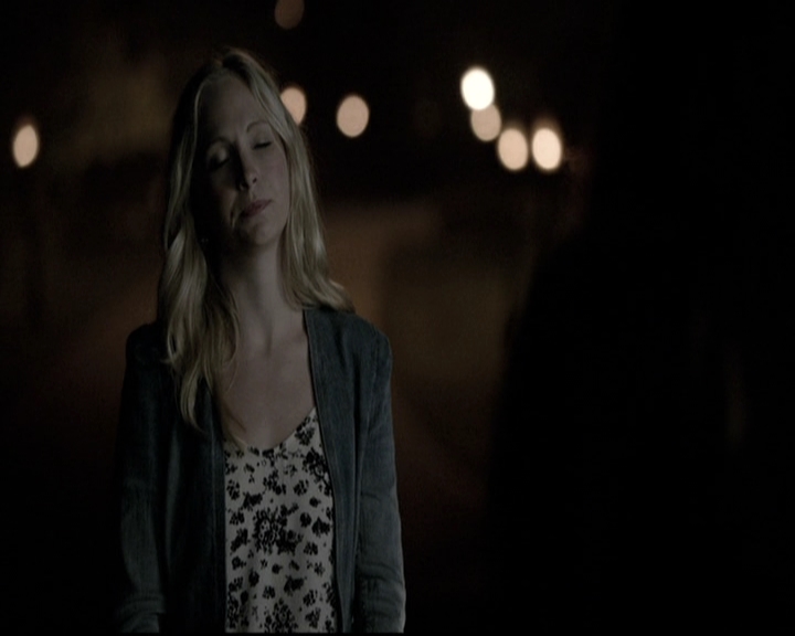 VampireDiariesWorld-dot-nl_6x06TheMoreYouIgnoreMeTheCloserIGet1848.jpg