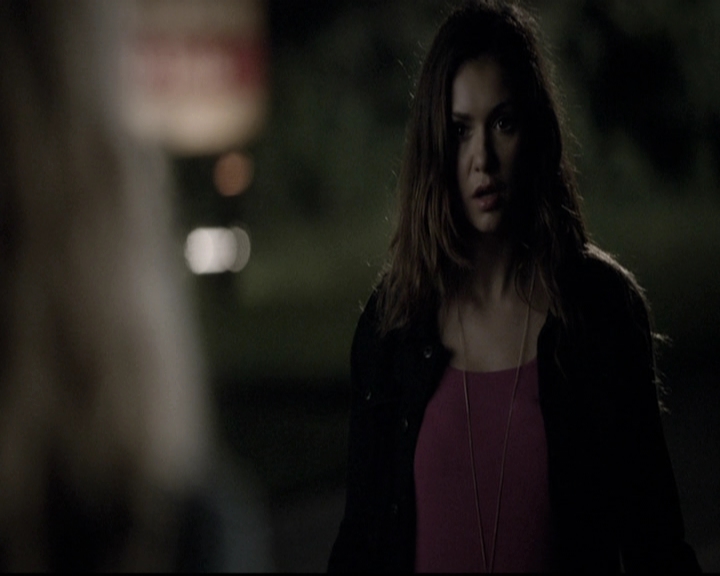 VampireDiariesWorld-dot-nl_6x06TheMoreYouIgnoreMeTheCloserIGet1851.jpg