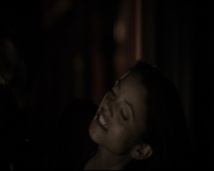 VampireDiariesWorld-dot-nl_6x06TheMoreYouIgnoreMeTheCloserIGet1961.jpg