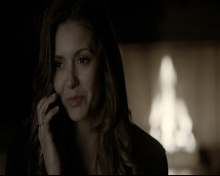 VampireDiariesWorld-dot-nl_6x06TheMoreYouIgnoreMeTheCloserIGet2003.jpg