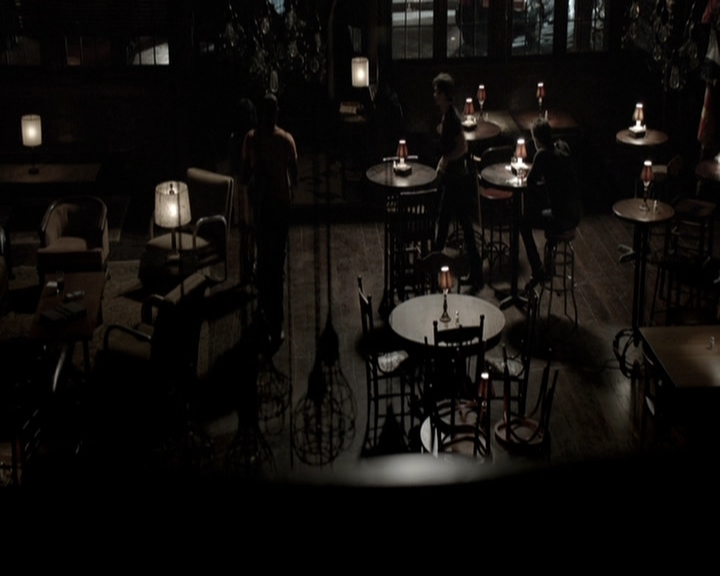 VampireDiariesWorld-dot-nl_6x06TheMoreYouIgnoreMeTheCloserIGet2138.jpg