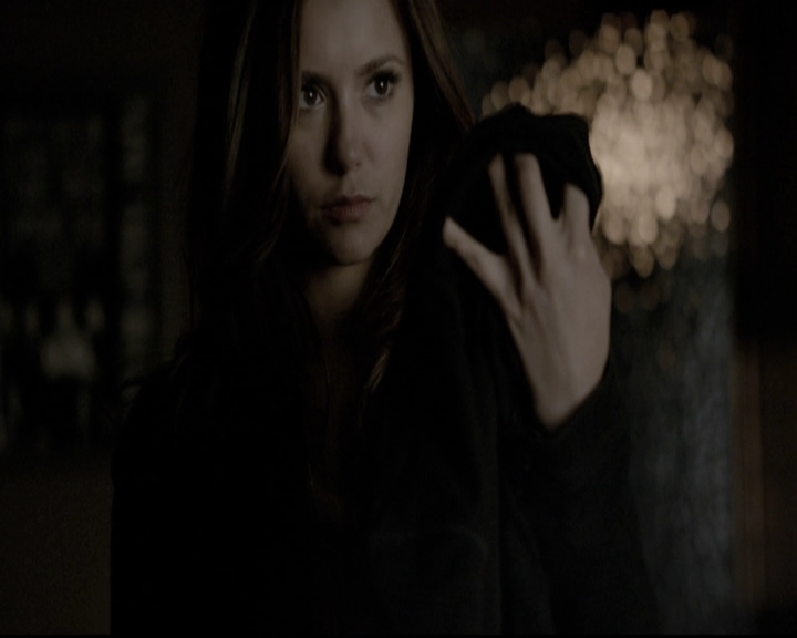 VampireDiariesWorld-dot-nl_6x06TheMoreYouIgnoreMeTheCloserIGet2221.jpg