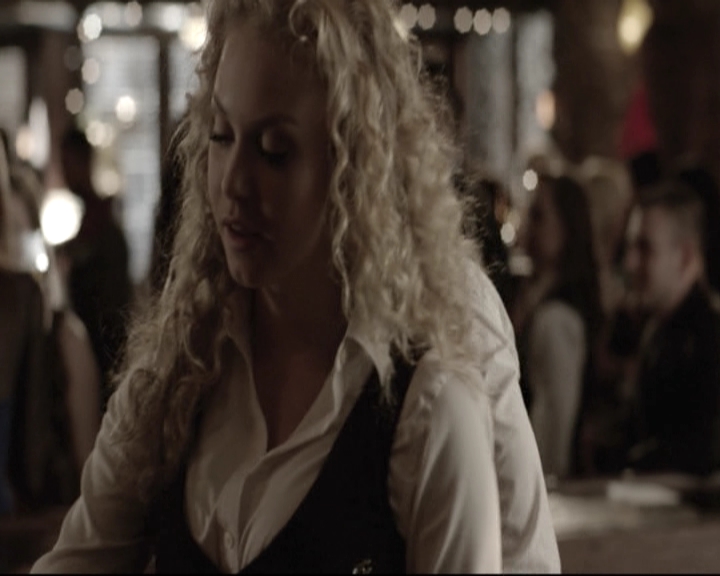 VampireDiariesWorld-dot-nl_6x07DoYouRememberTheFirstTime0016.jpg