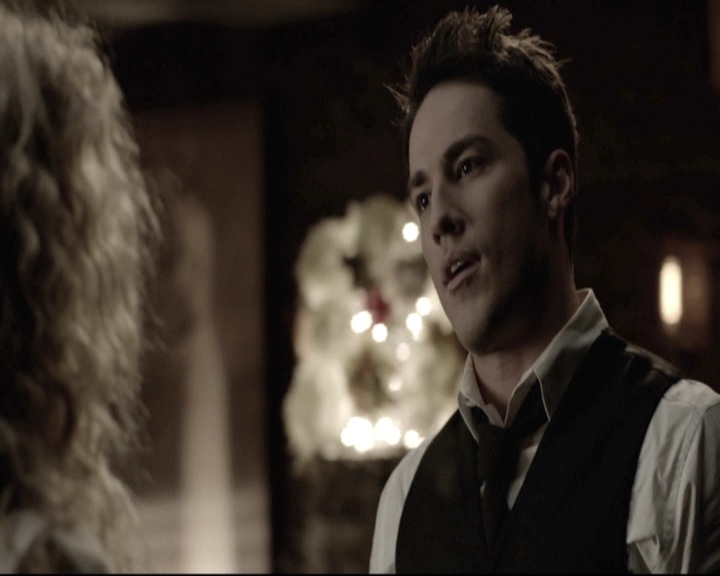 VampireDiariesWorld-dot-nl_6x07DoYouRememberTheFirstTime0054.jpg