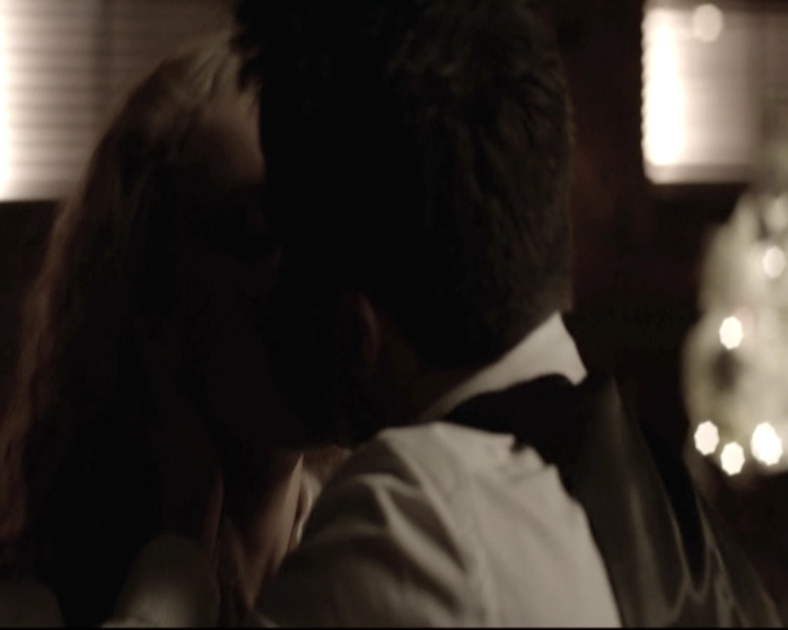 VampireDiariesWorld-dot-nl_6x07DoYouRememberTheFirstTime0066.jpg