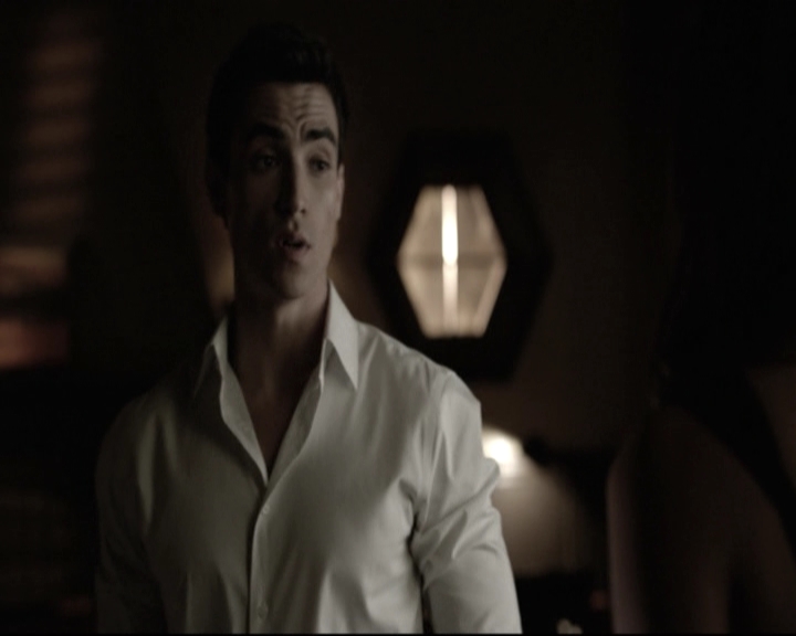 VampireDiariesWorld-dot-nl_6x07DoYouRememberTheFirstTime0104.jpg