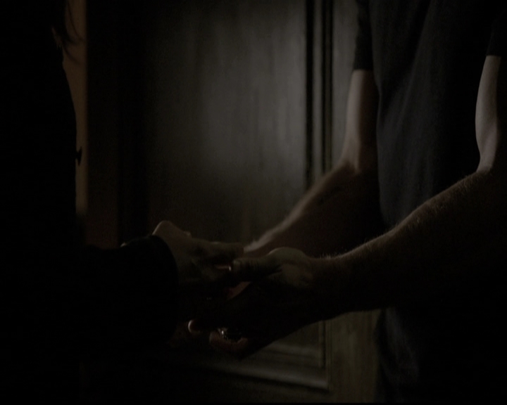 VampireDiariesWorld-dot-nl_6x07DoYouRememberTheFirstTime0034.jpg