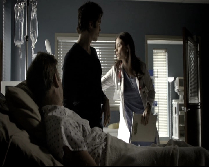 VampireDiariesWorld-dot-nl_6x07DoYouRememberTheFirstTime0171.jpg