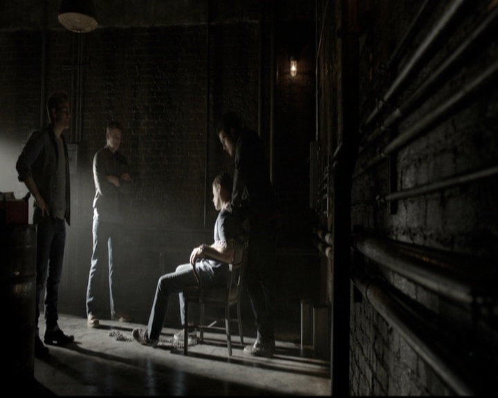 VampireDiariesWorld-dot-nl_6x07DoYouRememberTheFirstTime0258.jpg