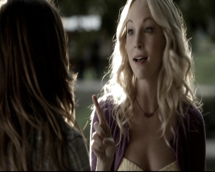 VampireDiariesWorld-dot-nl_6x07DoYouRememberTheFirstTime0311.jpg