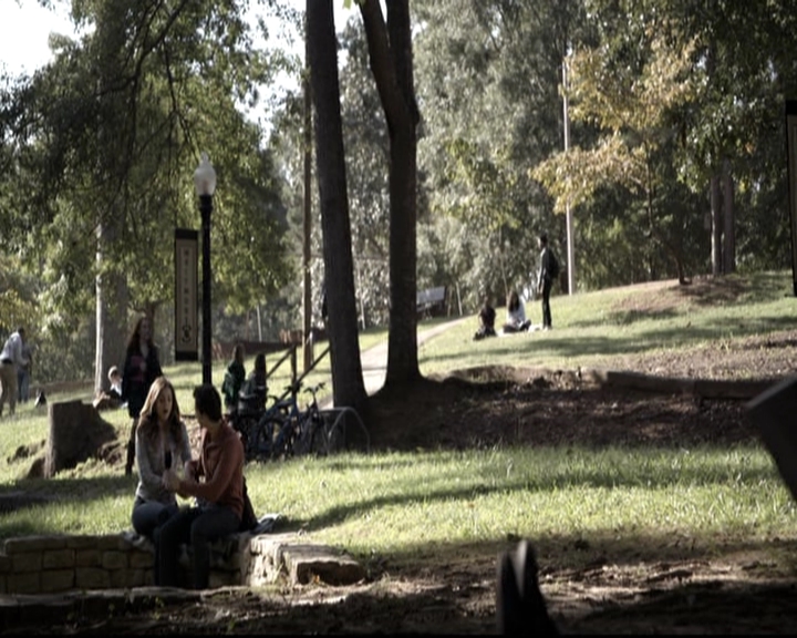 VampireDiariesWorld-dot-nl_6x07DoYouRememberTheFirstTime0329.jpg