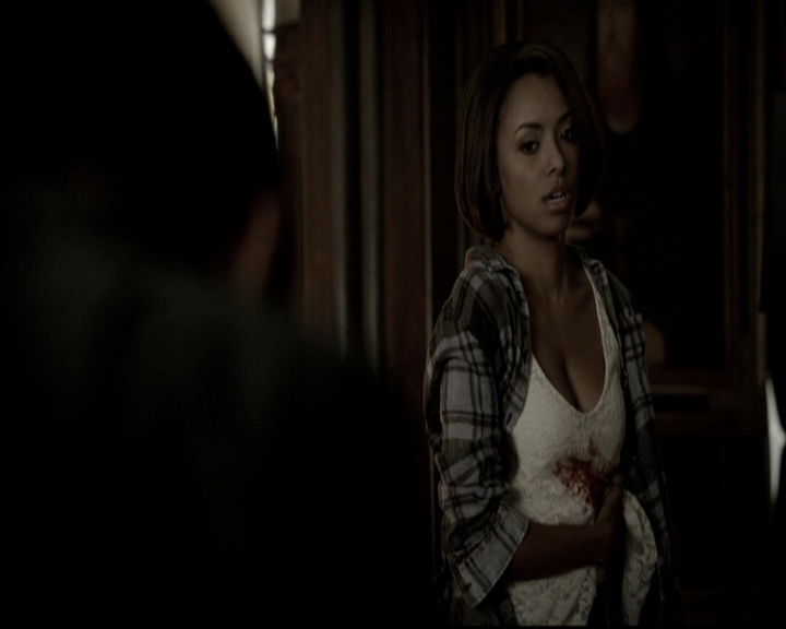 VampireDiariesWorld-dot-nl_6x07DoYouRememberTheFirstTime0405.jpg