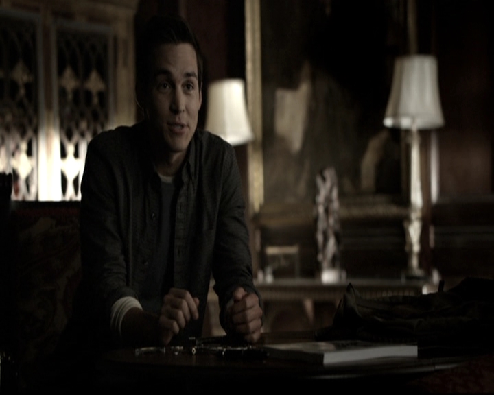 VampireDiariesWorld-dot-nl_6x07DoYouRememberTheFirstTime0406.jpg