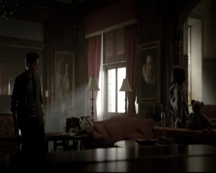 VampireDiariesWorld-dot-nl_6x07DoYouRememberTheFirstTime0418.jpg